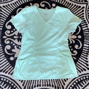 Women’s Scrub Top
